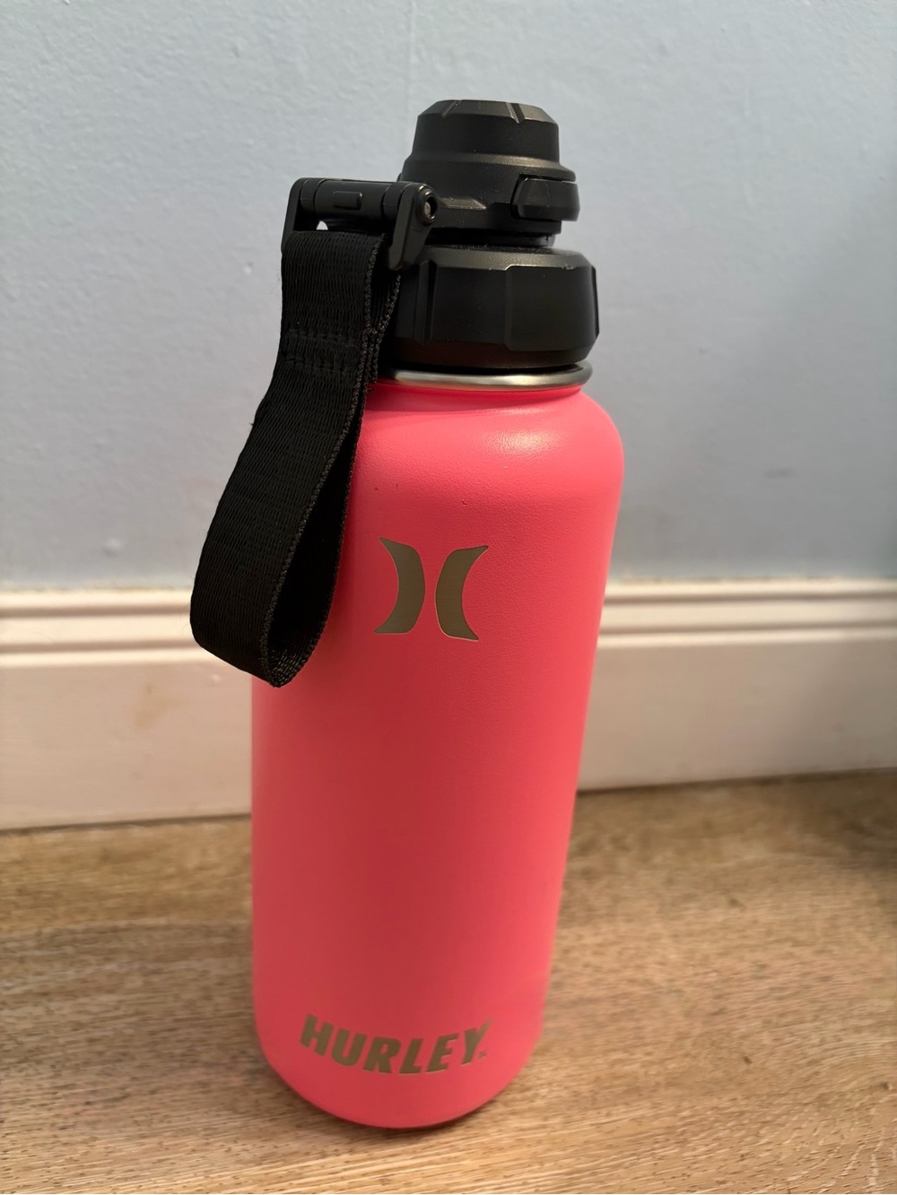 Hurley Pink Stainless Steel Water Bottle
